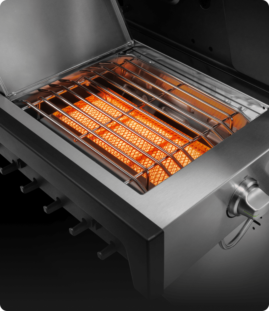 Infrarot-Keramikbrenner als Seitentischbrenner im Gasgrill mit Edelstahlrost