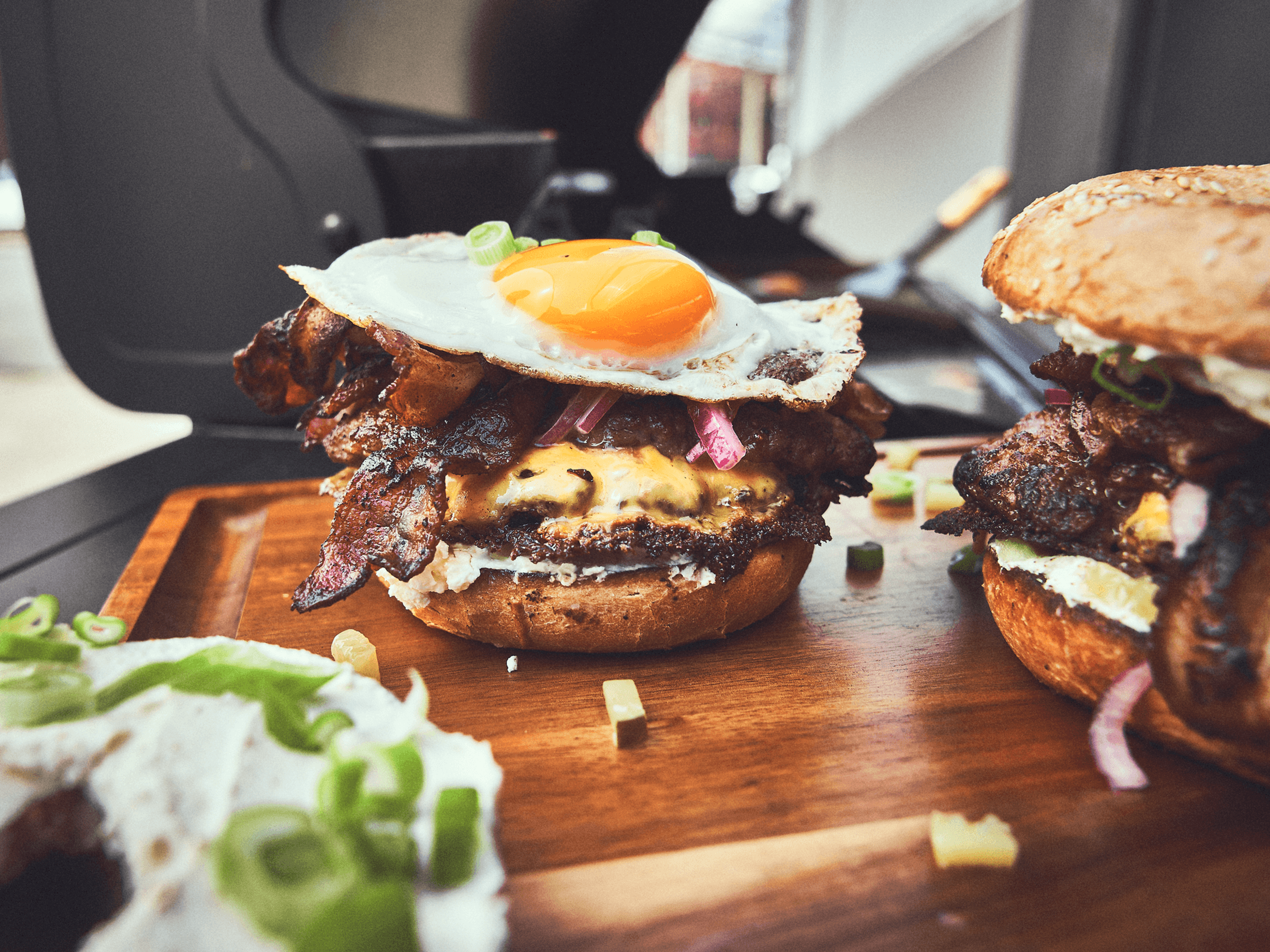 Texas_Breakfast_Burger_03_Hi-Res