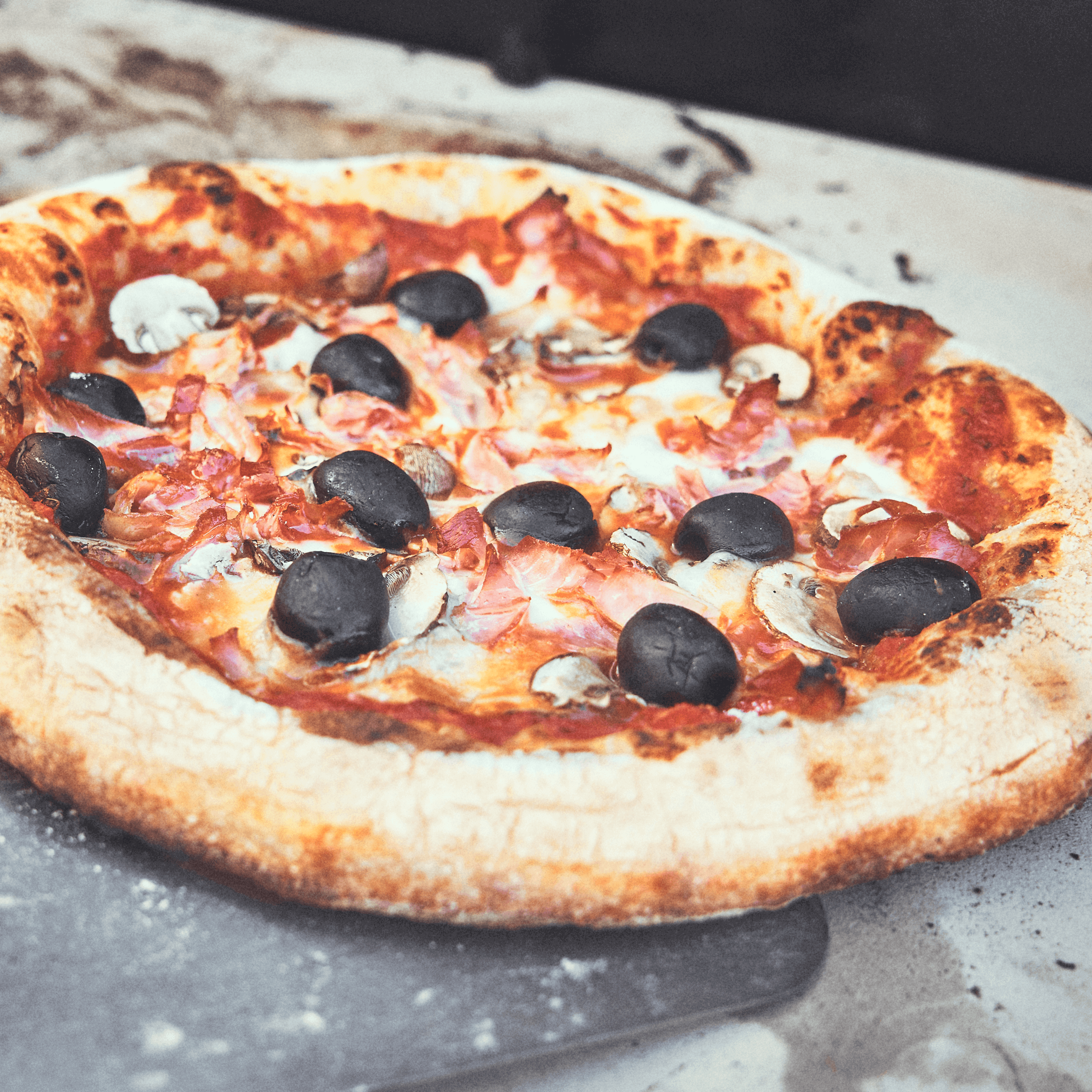 Pizza_Regina_2_Hi-Res