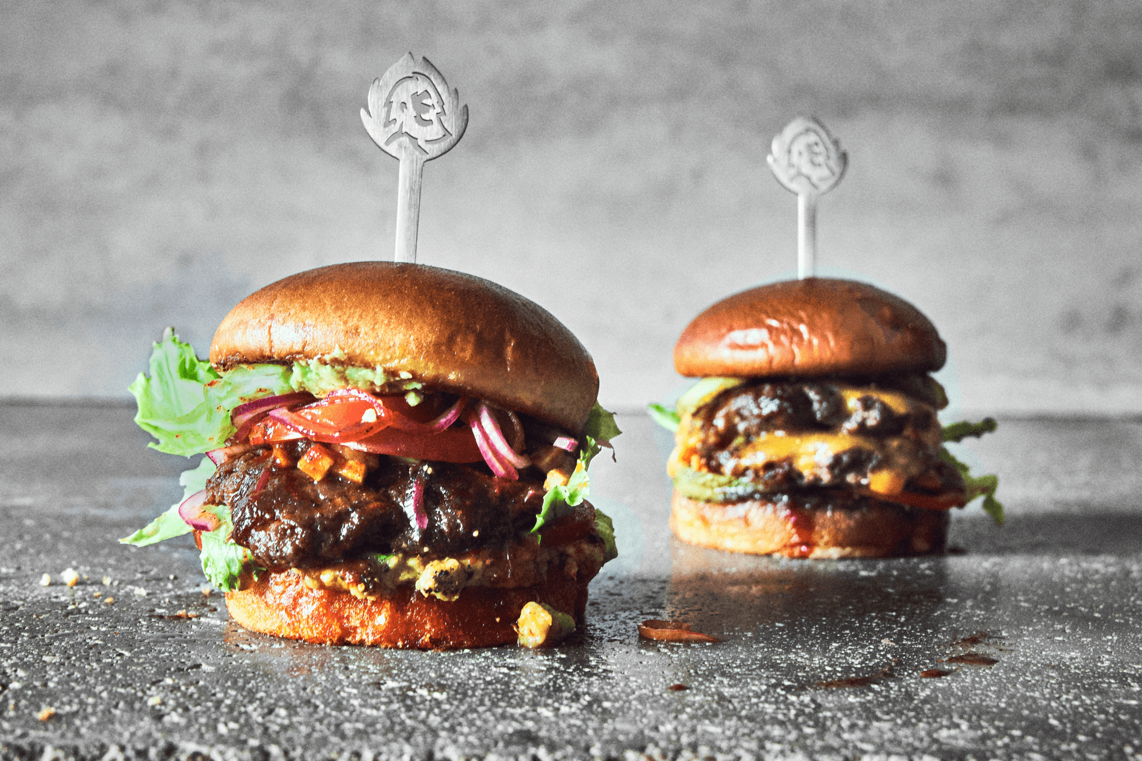 945620_Burnhard_Burgerspieße_Moodfoto_Burger_02_Hi-Res