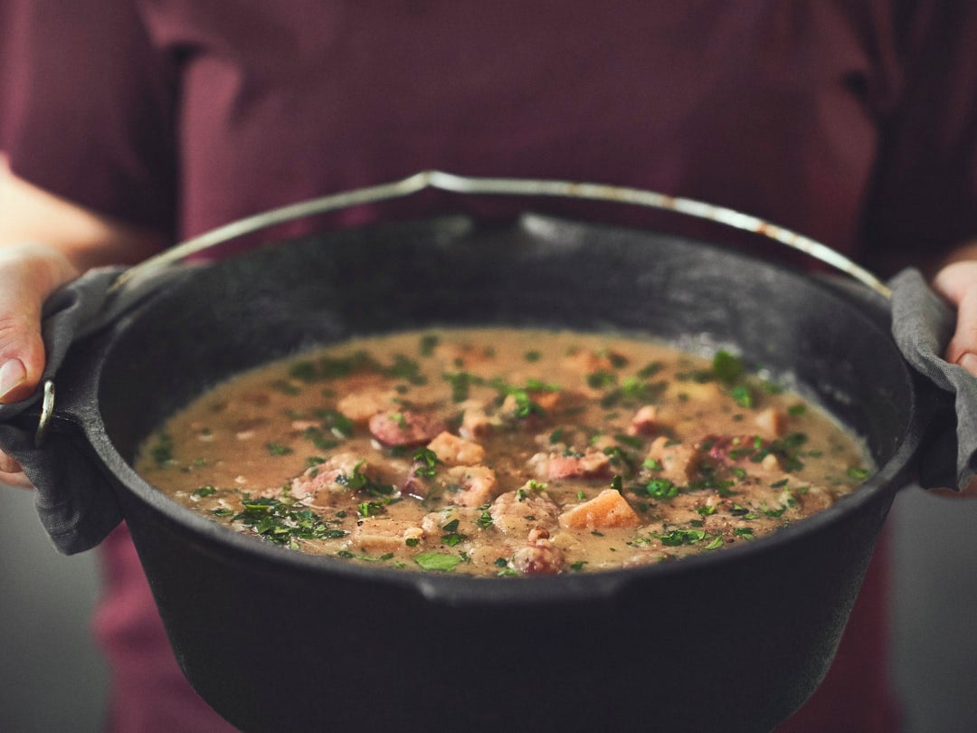 Steckrübeneintopf aus dem Dutch Oven