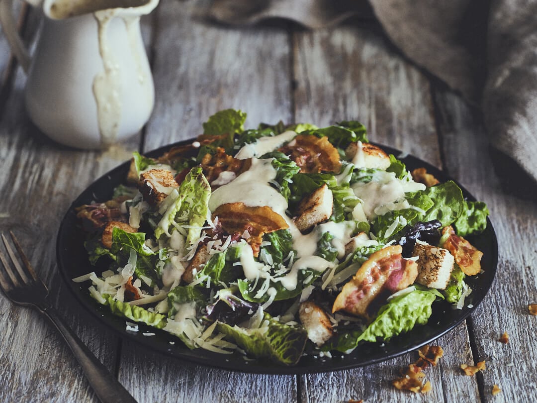 Caesar salade met spek