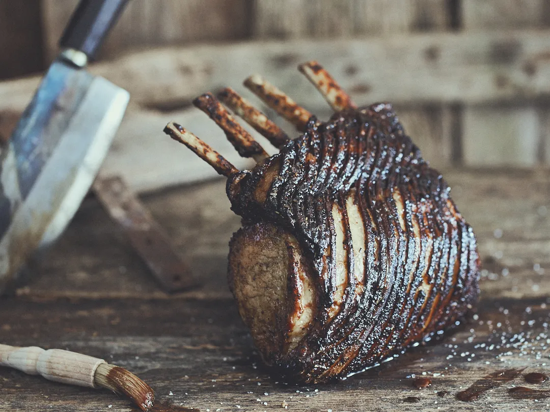 Schweinskarree mit Barbecue Glace