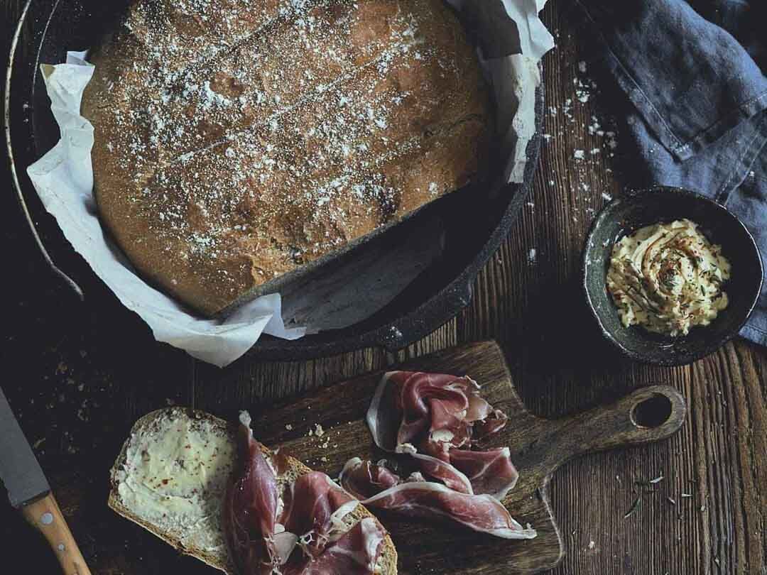 Bierbrot aus dem Dutch Oven