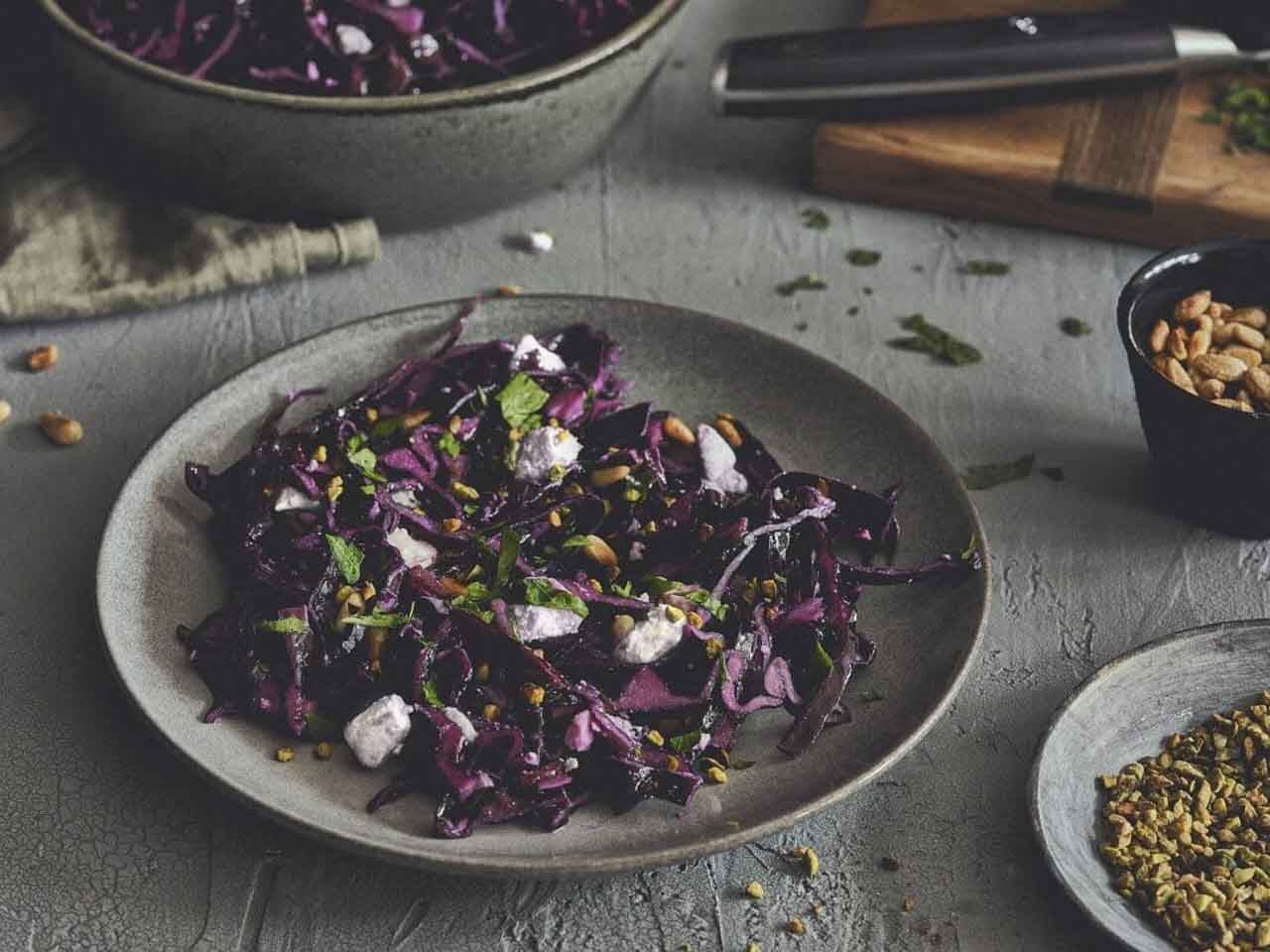 Rodekoolsalade met fetakaas