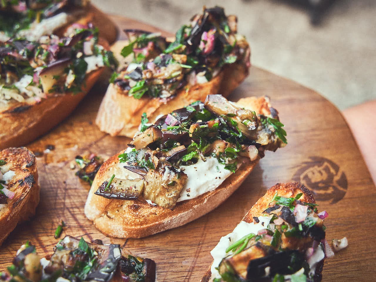 Auberginen-Bruschetta