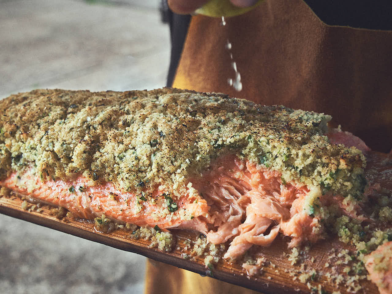 Lachs mit Kräuterkruste | BURNHARD