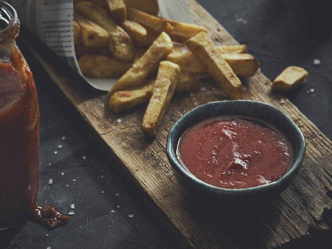 Maak zelf ketchup.