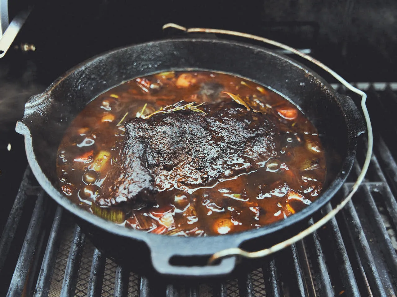 Tafelspitz in een Dutch Oven met Frankfurter groene saus