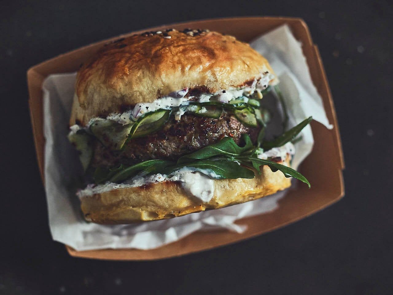 Hähnchenburger mit Avocado