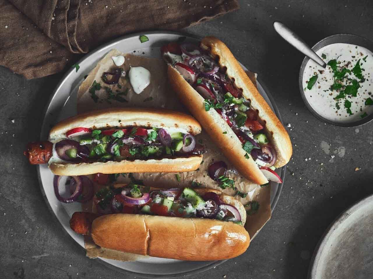 Vegetarische Hot Dogs mit Seitan-Würstchen