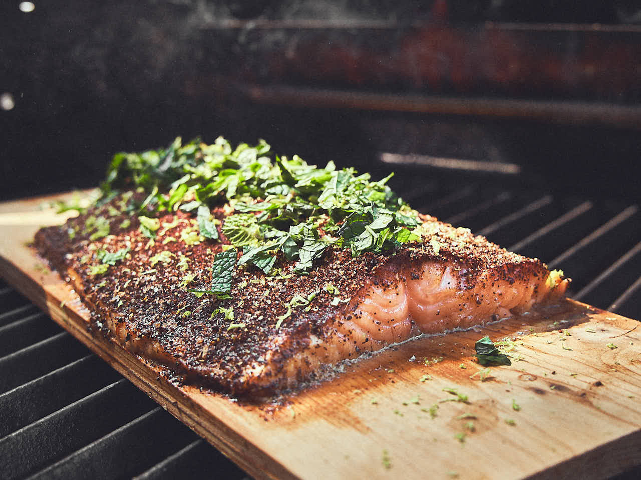 Geräucherter Lachs mit Espresso Rub