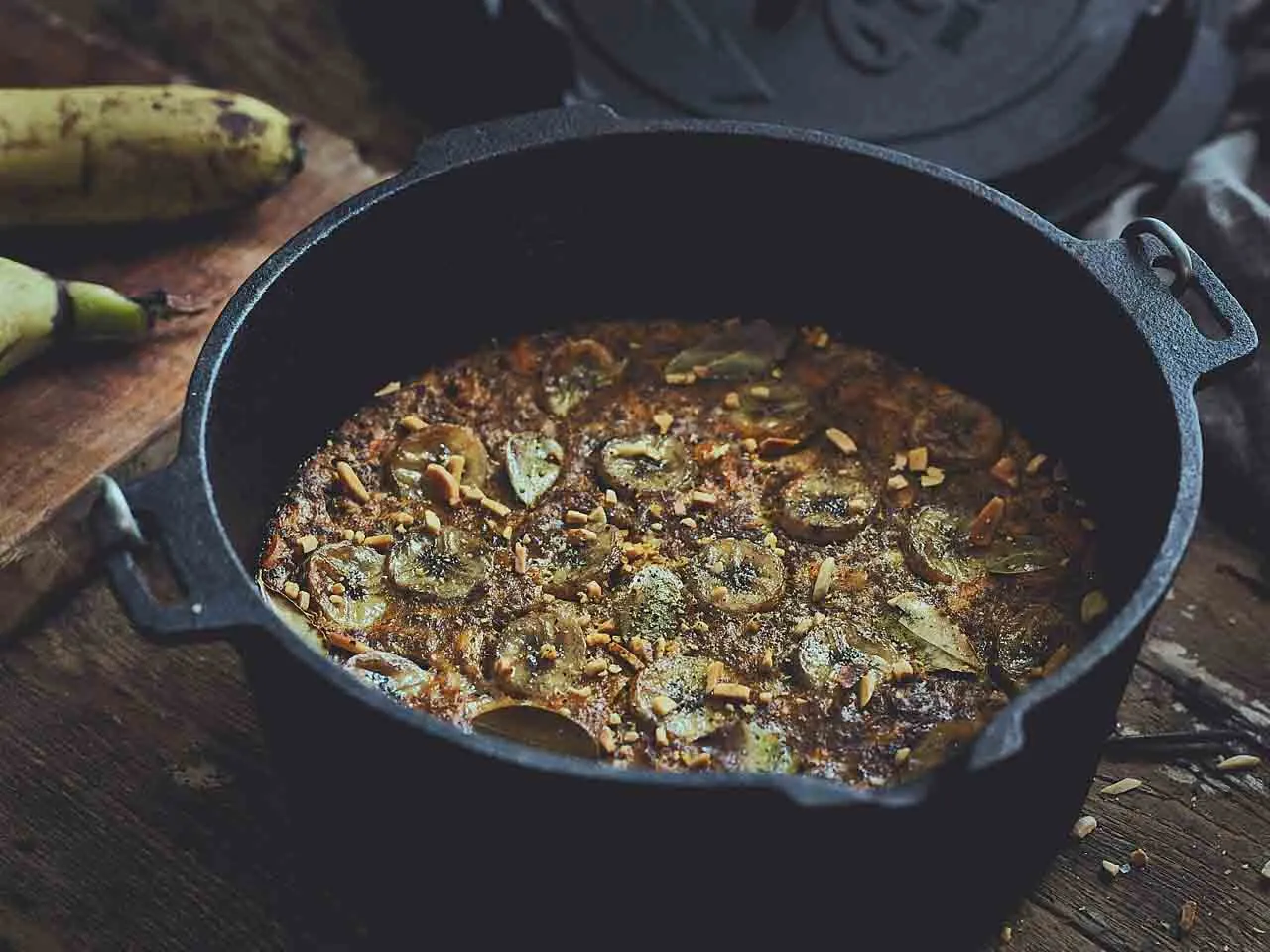 Bobotie aus dem Dutch Oven