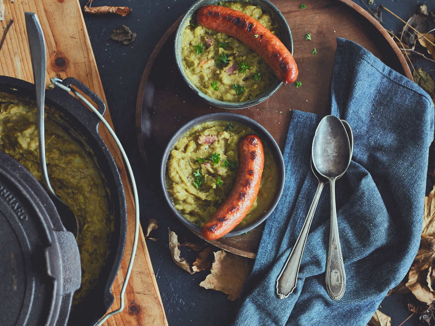 Erwtensoep uit de Dutch Oven